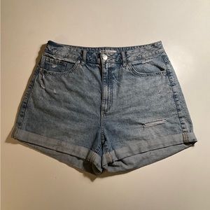 Garage Denim 80’s Mom Short (13/31 W)